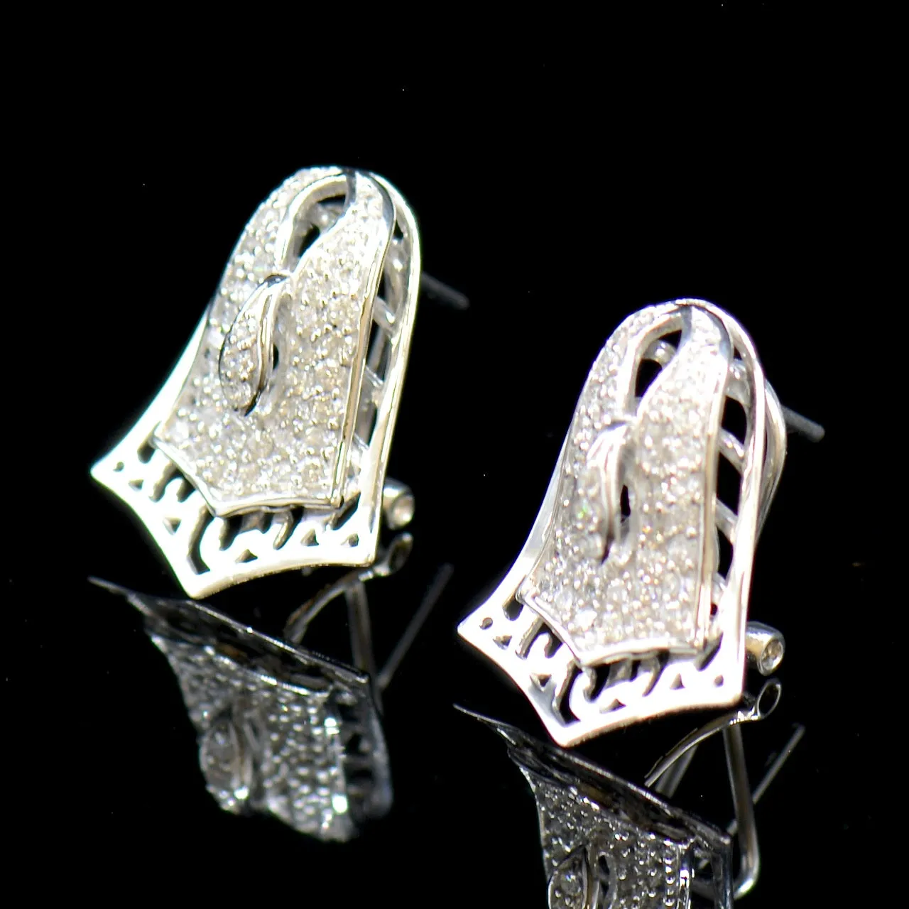 Art Deco Design Cubic Zirconia Omega-Back Earrings (1.20cts)