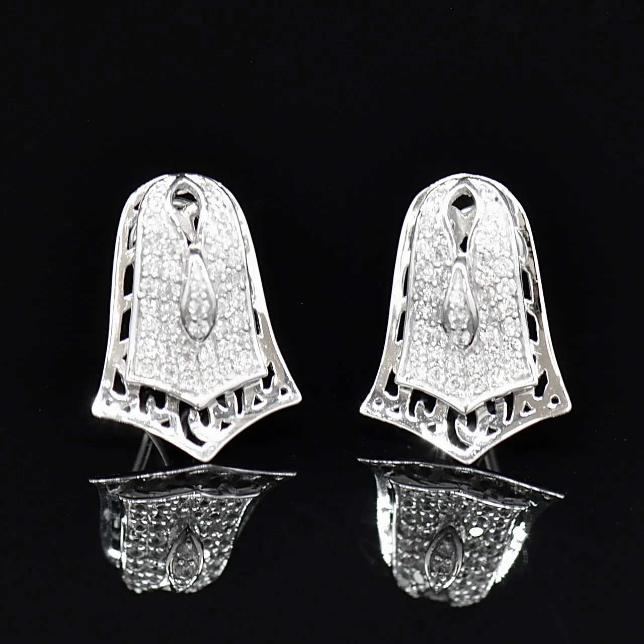 Art Deco Design Cubic Zirconia Omega-Back Earrings (1.20cts)