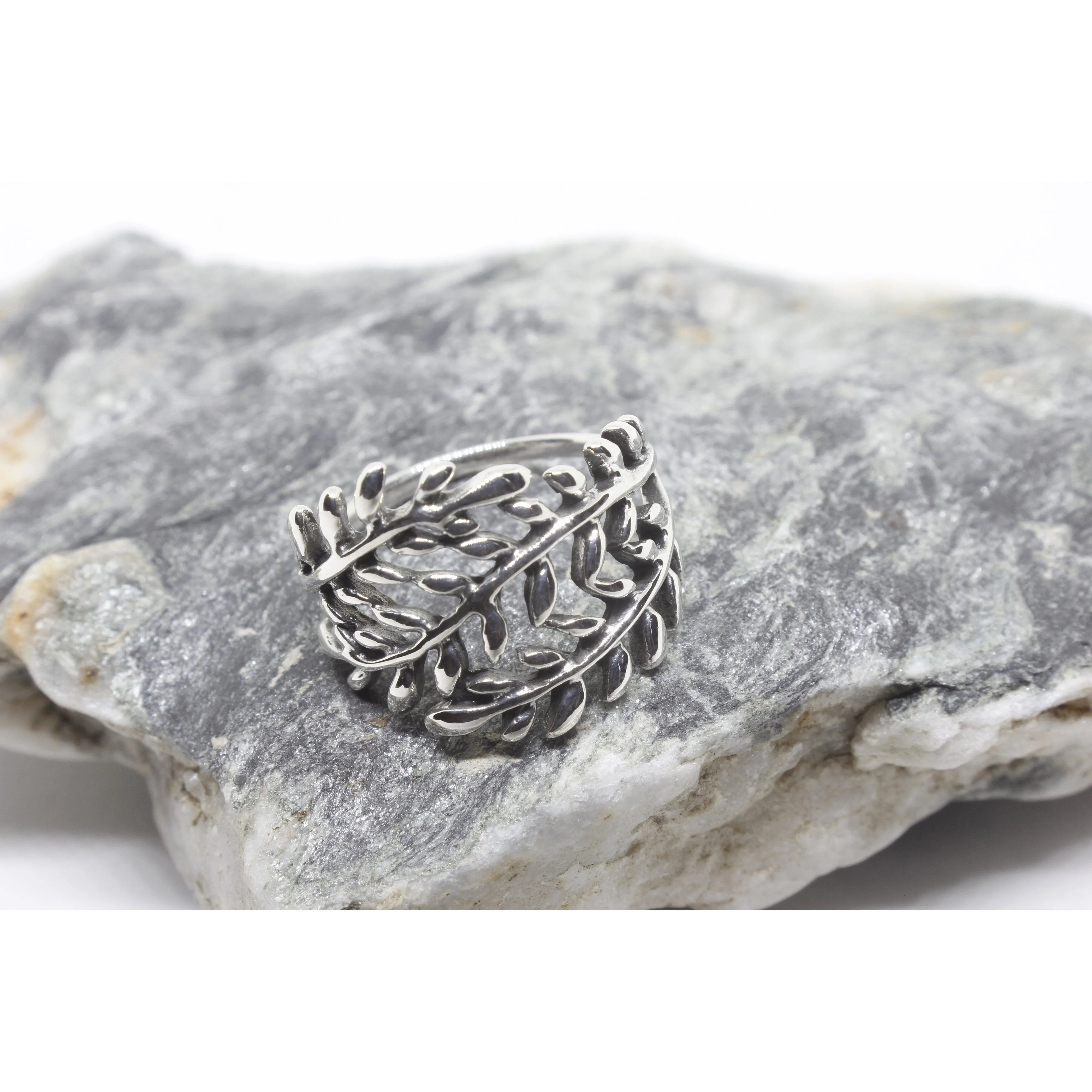 Flavia Silver Ring