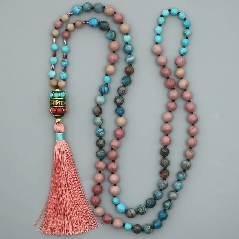 Turquoise Rose Pedal Beaded Necklace